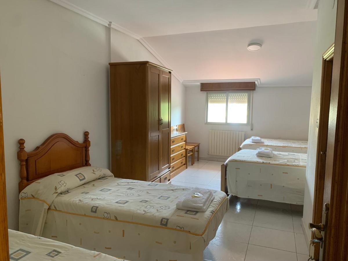 Hostal Sequeiros San Ciprián de Viñas Exteriér fotografie