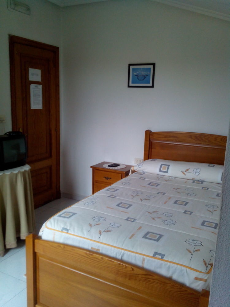Hostal Sequeiros San Ciprián de Viñas Exteriér fotografie